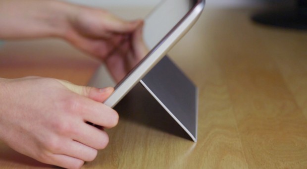 Der Neigungswinkel des Ständers kann stufenlos eingestellt werden. (Bild:Fabian Hamacher/Golem.de)